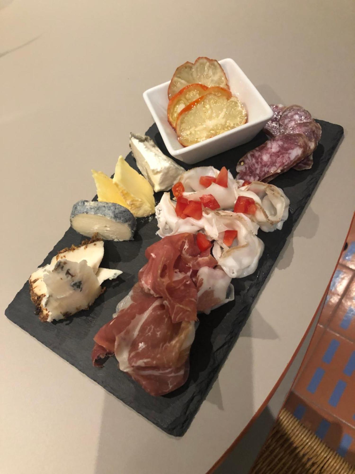 Villa Orsini - A Retreat In Pisa - Food And Relax Екстер'єр фото